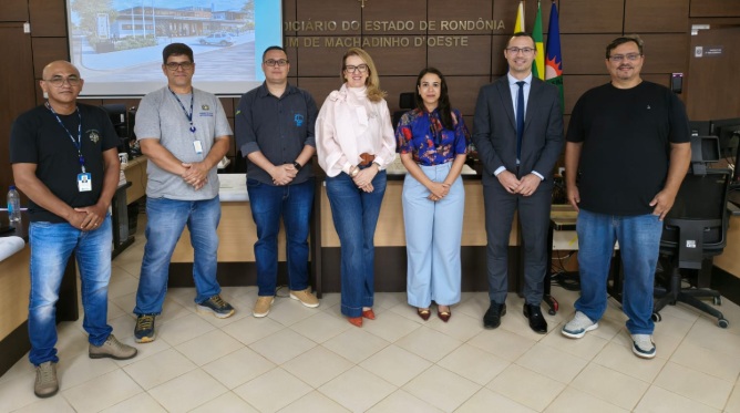 NOVA SEDE DA JUSTIÇA - Projeto do novo fórum de Machadinho d’Oeste é apresentado à comarca

