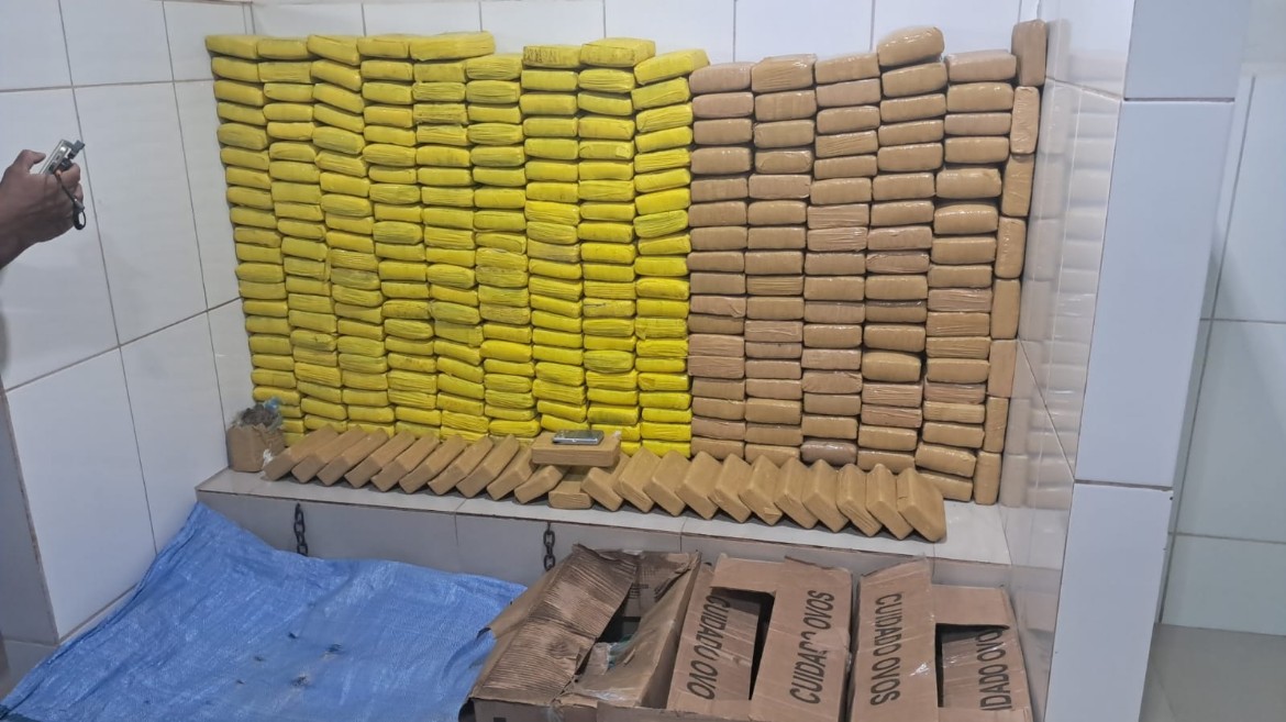 MUITA DROGA - PM apreende mais de 320 quilos de drogas durante operação em Cacoal
