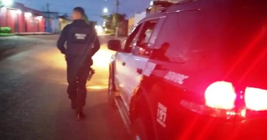 DE 'BILAU' EXPOSTO - Homem é detido após ato obsceno diante de mulher e criança de 3 anos em Rondônia
