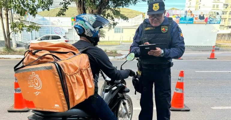 LEGISLAÇÃO DE TRÂNSITO - Novas diretrizes para inclusão do Exercício de Atividade Remunerada para motociclistas passam a valer em Rondônia