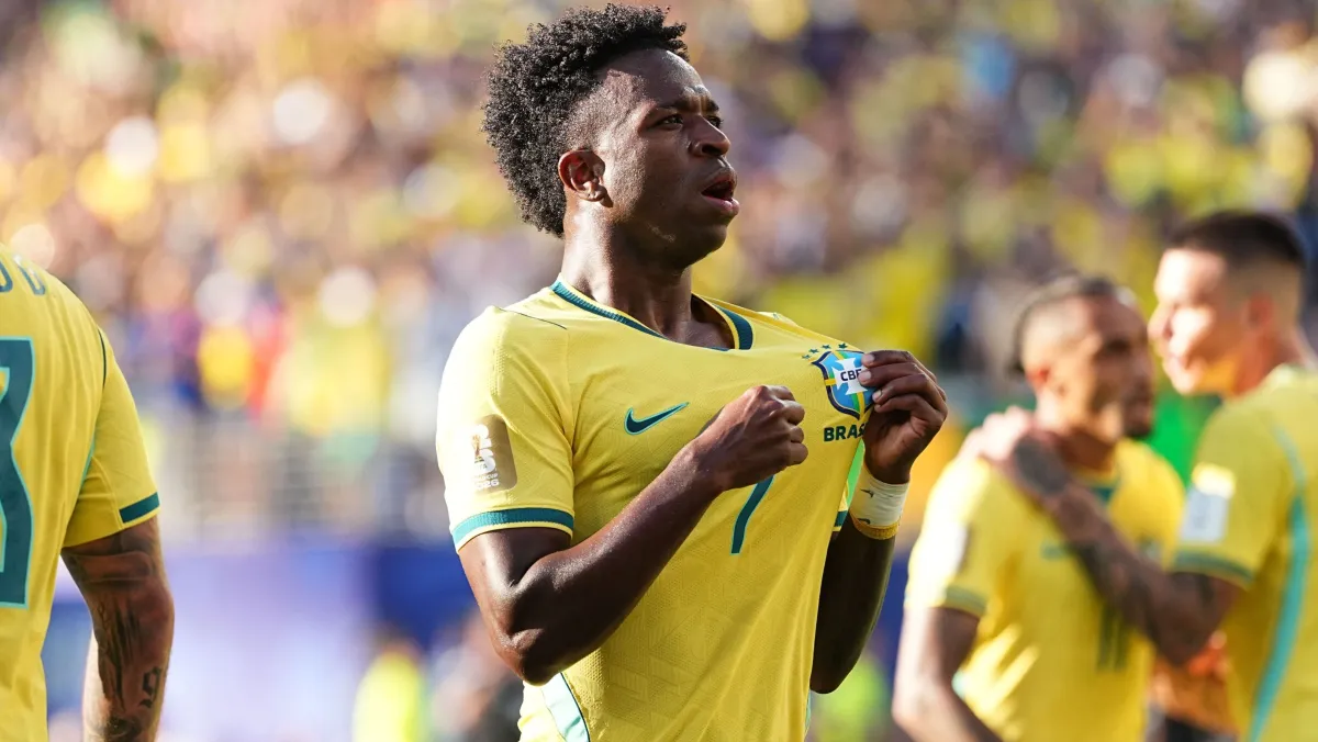Vini Jr. marca em todos os jogos da fase de grupos e entra em lista seleta
