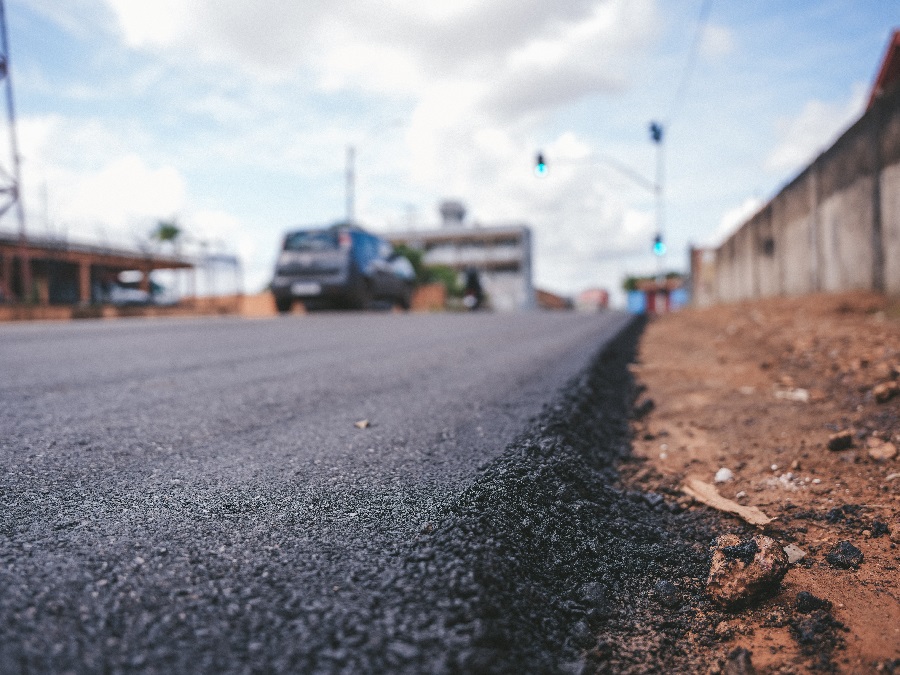 DRENAGEM E ASFALTO -  Prefeitura conclui obras na Avenida Pinheiro Machado

