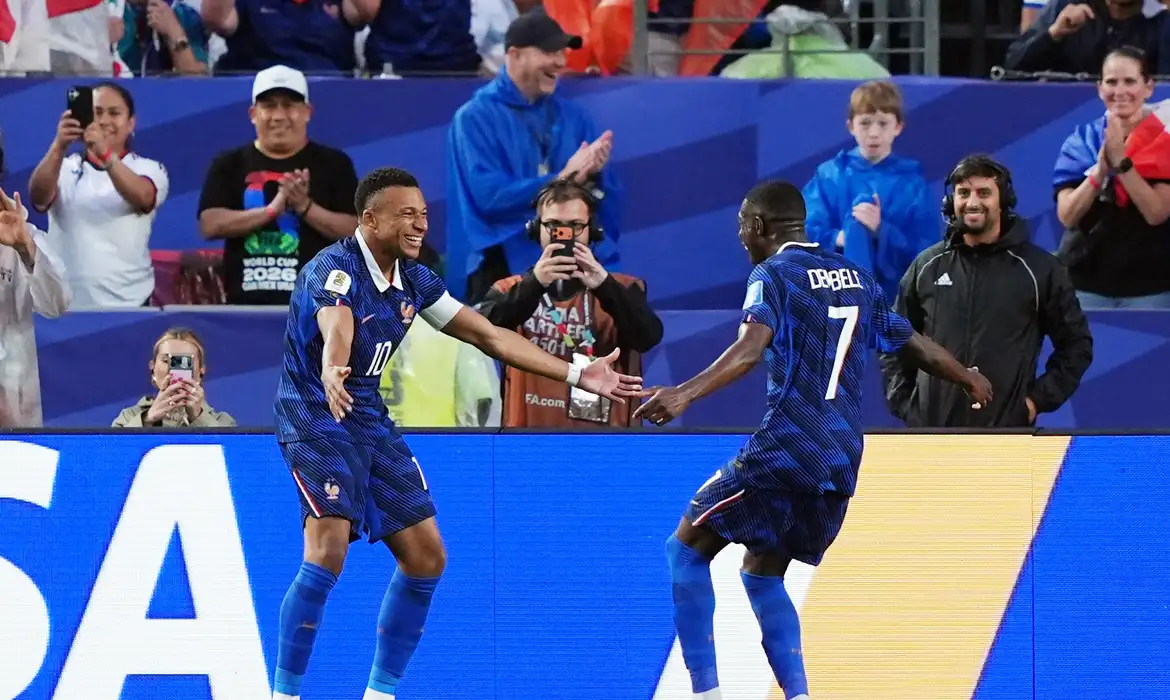 FAÇA SUA AGENDA - Confira os jogos da Copa do Mundo nesta terça (30); França pega Suécia

