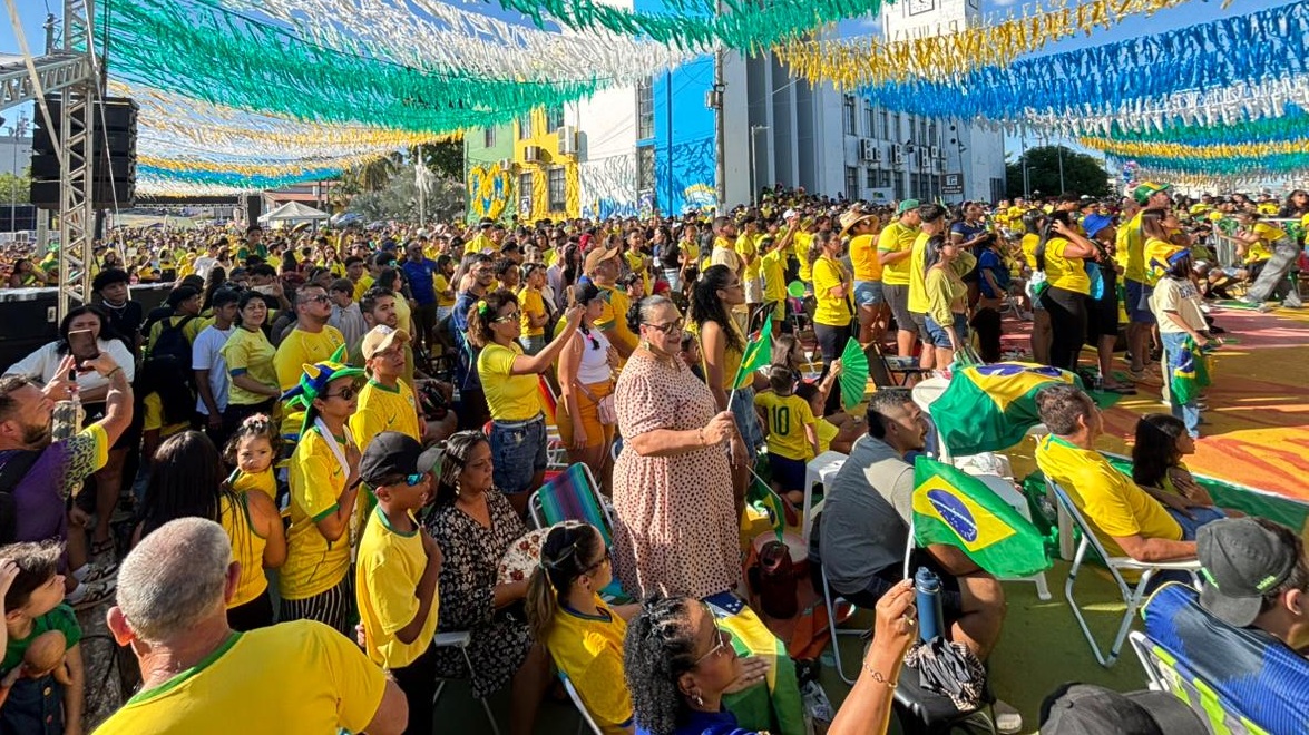 ACABOU A FARRA - Torcida de Porto Velho celebra o Brasil na Rua do Hexa com música e conforto térmico


