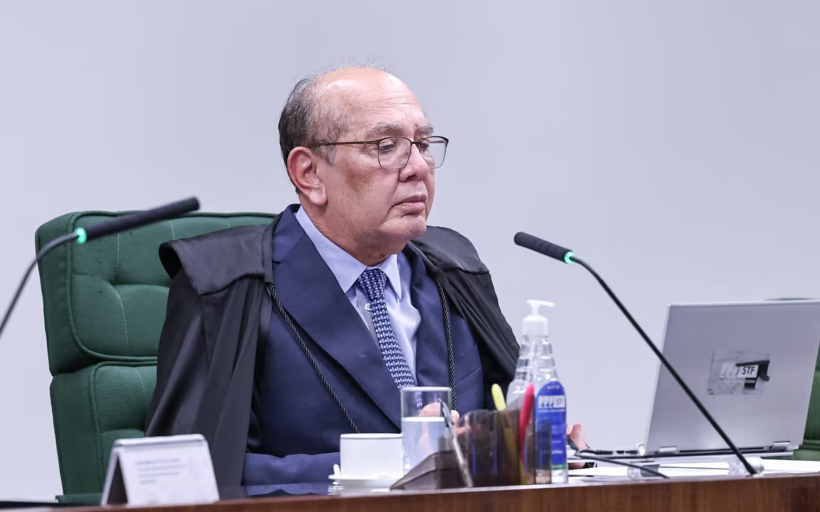 CULPADO PELA DERROTA - Gilmar atrapalha até a Seleção brasileira

