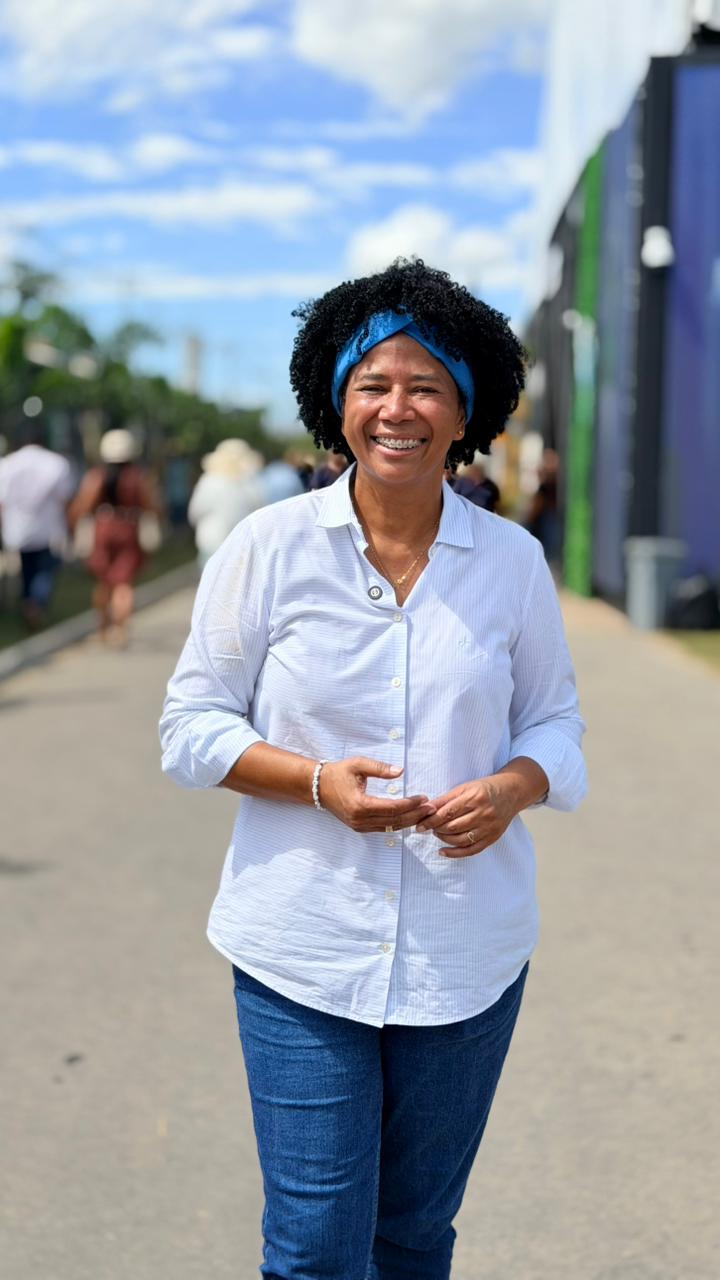 FESTA EM GRANDE ESTILO - Com a força do povo, Sílvia Cristina fará lançamento da pré-candidatura ao Senado
