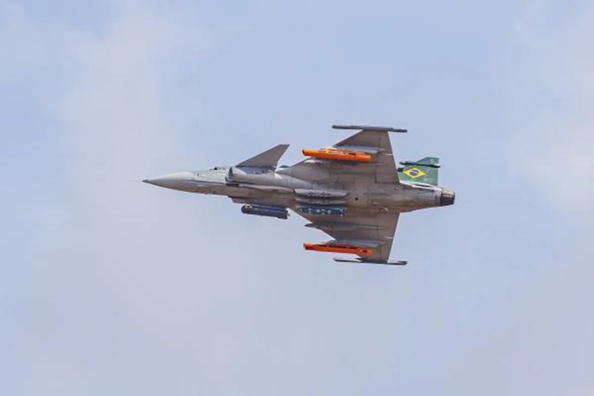 FAB diz que 36 caças Gripen são insuficientes para a defesa do país