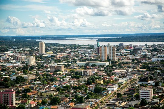 Esta segunda-feira será de calor, pancadas de chuva e risco de temporais em Rondônia
