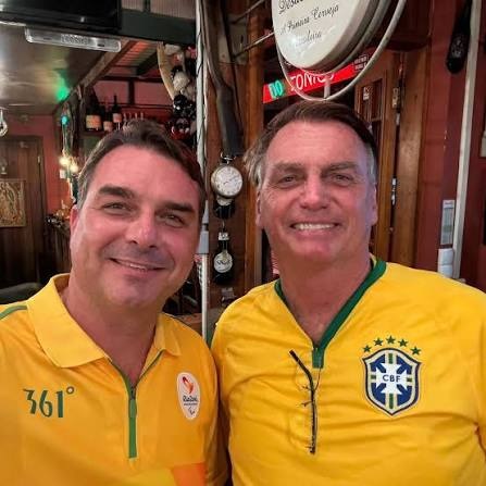 Moraes suspende visita de Flávio a Bolsonaro por 90 dias