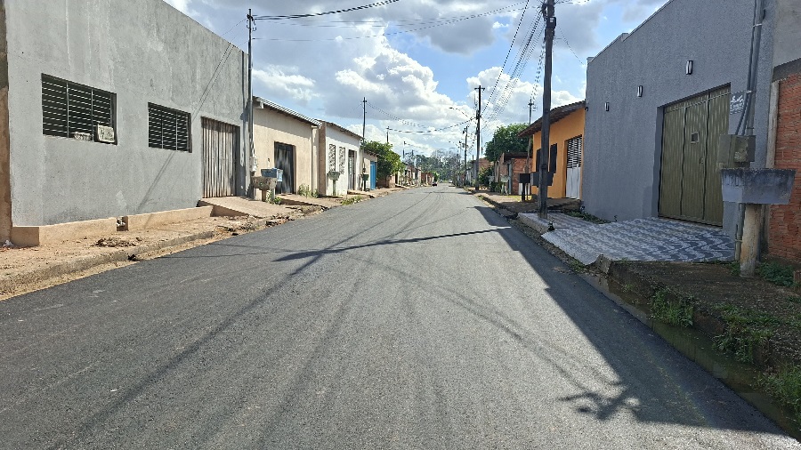 Obras de recapeamento avançam no Cristal da Calama