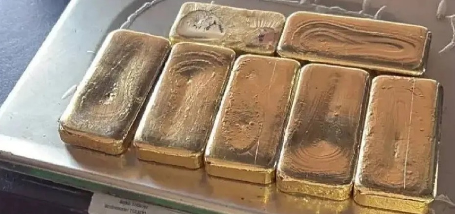 FISCALIZAÇÃO NA RODOVIA - PRF flagra passageiro com R$ 2,3 milhões em ouro escondidos no corpo na BR-364