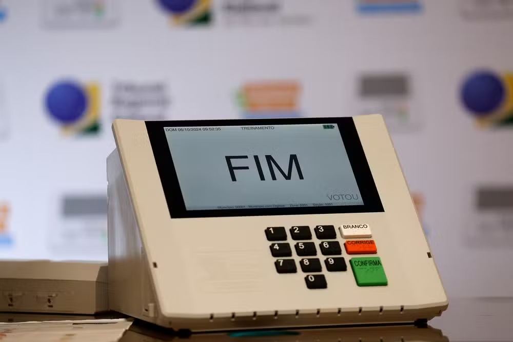 ELEIÇÃO 2026 - Começa nesta segunda prazo para pedir voto em trânsito; saiba como fazer