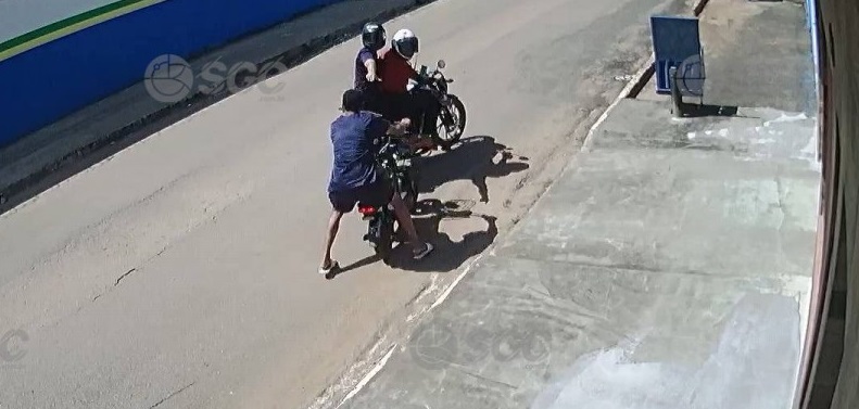Grupo armado rende jovem e rouba moto elétrica e celular em Porto Velho