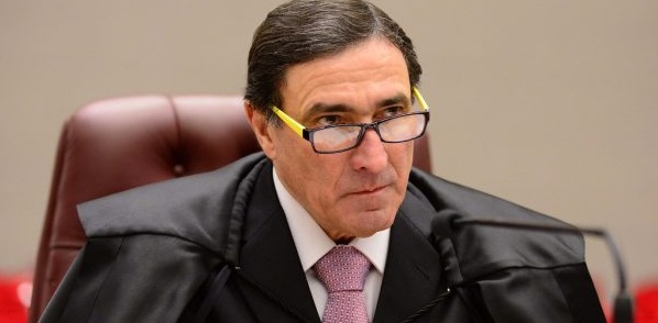 LADRÕES EM TODO LUGAR - Zanin autoriza PF a investigar ministro do STJ por venda de decisões

