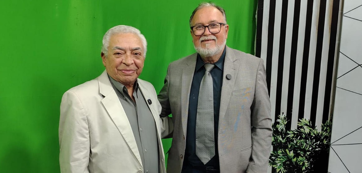 VEJA AGORA! - Entrevista no Sem Papas na Lingua 