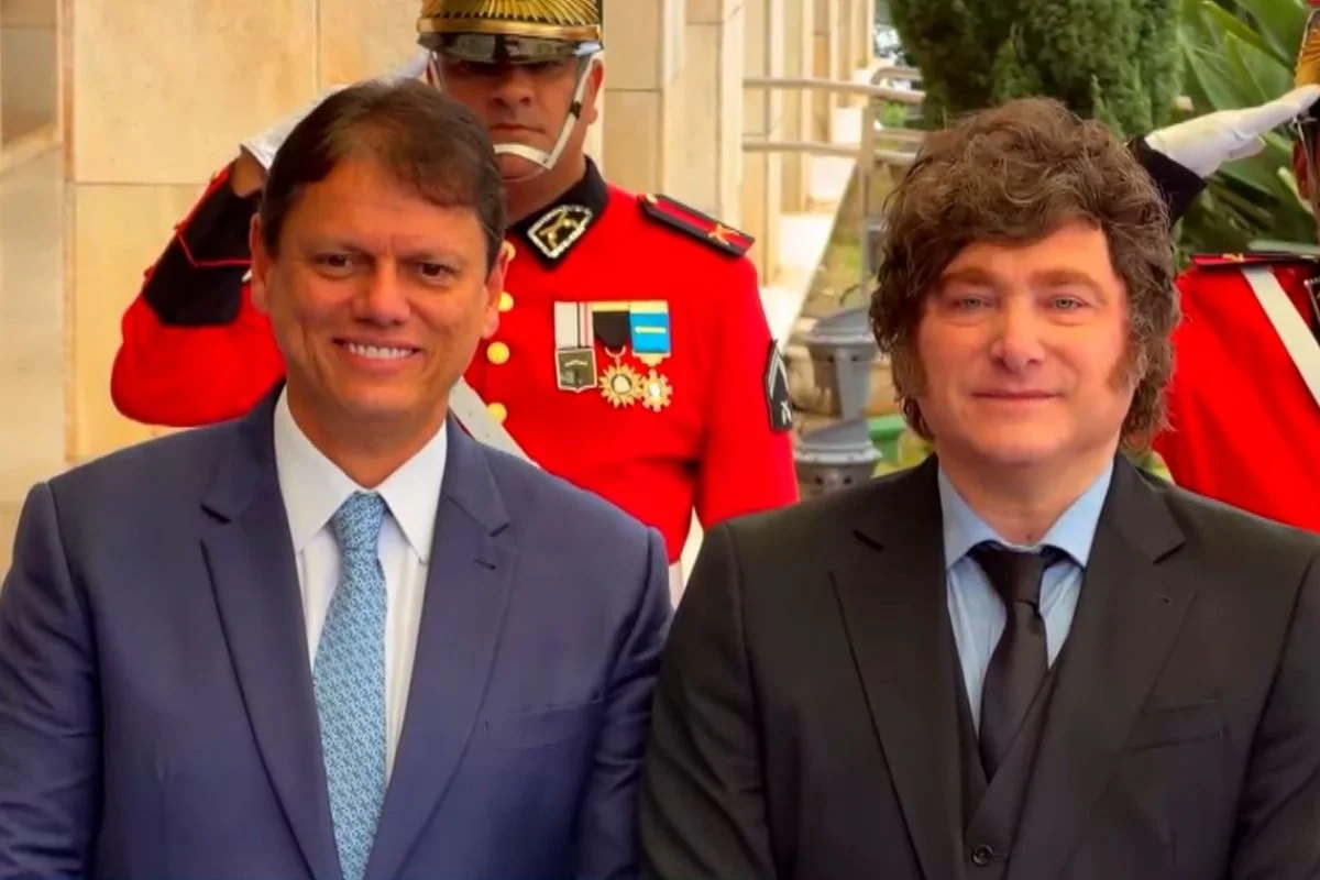 LONGE DE LULA E MORAES - Javier Milei é recebido por Tarcísio de Freitas para reunião bilateral em SP
