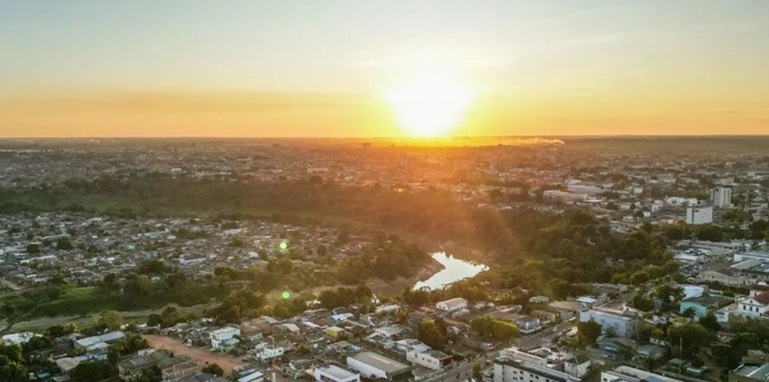 CLIMA EXTREMO EM RONDÔNIA - Alerta de Calor Intenso e Umidade Crítica Marca a Sexta-Feira em Porto Velho

