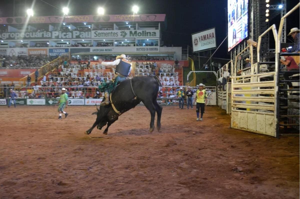 EXALTAÇÃO À VIDA NO CAMPO - 41ª Expoari chega ao fim após nove dias de shows, rodeio e tradição em Ariquemes
