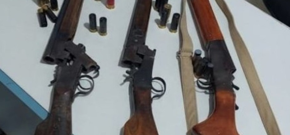 Operações policiais prendem foragido e apreendem armas durante ações no Vale do Guaporé