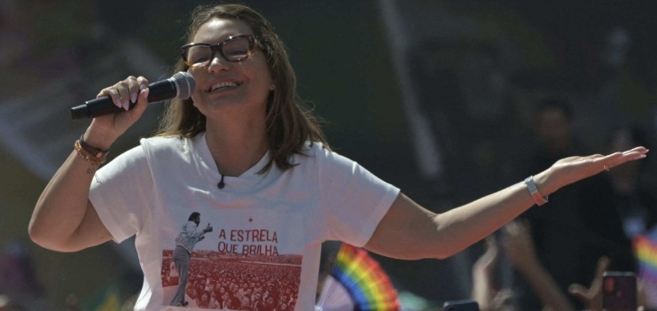 SÓ EM DITADURAS ISSO É POSSÍVEL - Sem cargo e representatividade, Janja ajuda definir a campanha de Lula à reeleição
