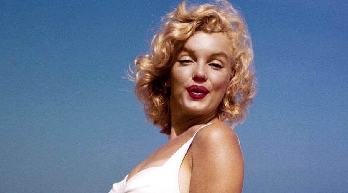 Marilyn Monroe ganha boneca Barbie em celebração aos 100 anos