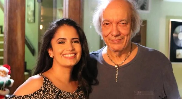Em meio a briga com herdeiros, viúva de Erasmo Carlos faz desabafo