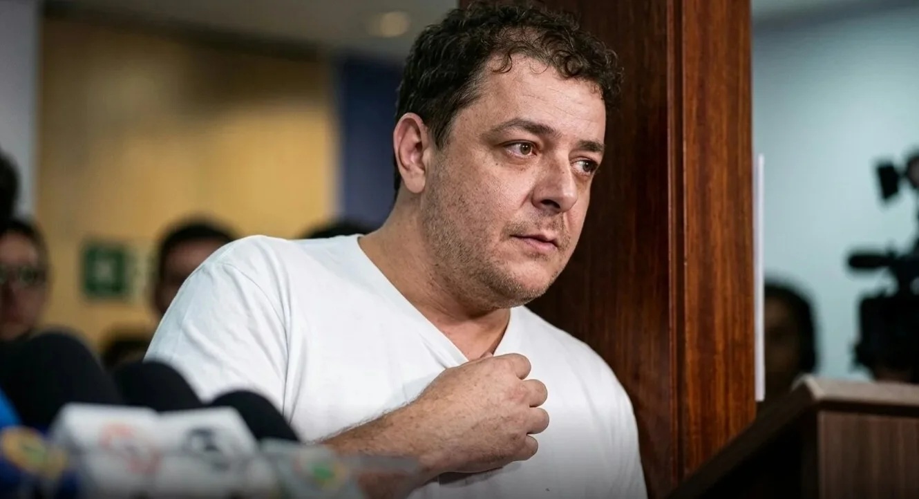 Lulinha processa Flávio Bolsonaro por vídeo que o associa a fraudes no INSS