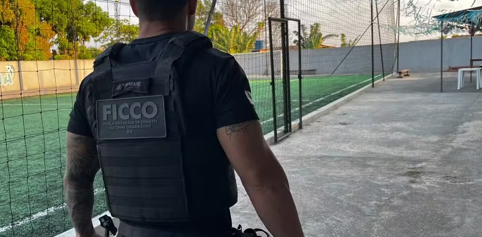 Crime organizado toma campo de futebol em Porto Velho e expõe avanço de facções sobre o esporte