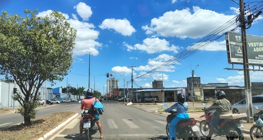 MANHÃ AMENA, CALOR À TARDE - Rondônia enfrenta sábado de muito calor e baixa umidade; Porto Velho pode chegar a 37°C
