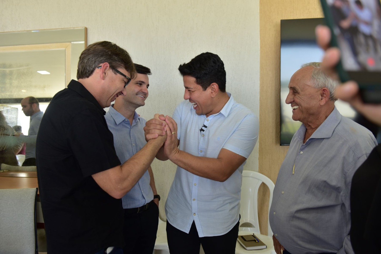 ELEIÇÕES 2026  - Cresce a rede de apoio a Furia em todo o Estado 