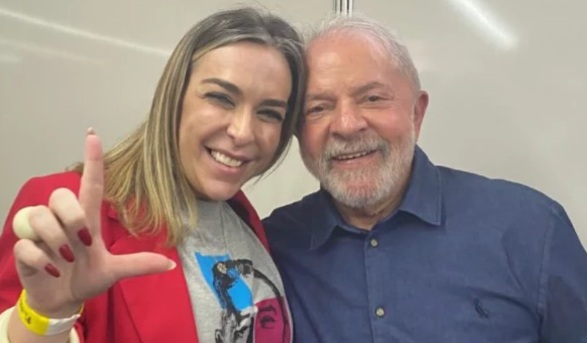 Lula mente ao dizer que não conhece lobista amiga de Lulinha