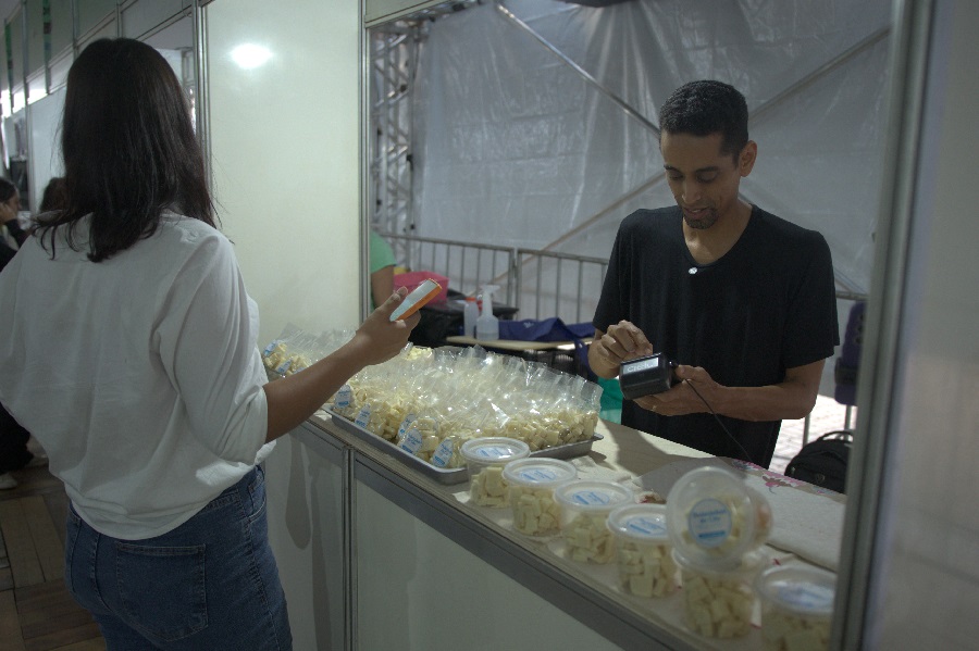 Da terra à mesa, sabores da Agrotec contam histórias de trabalho e geração de renda
