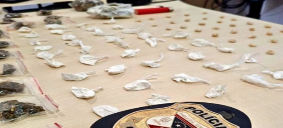 CAPTURADO - Denúncia leva à detenção de homem suspeito de envolvimento com o tráfico de drogas em distrito