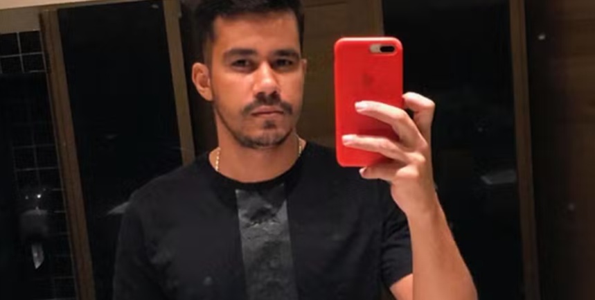 Motociclista morre após perder controle da moto e ser atropelado por Carreta da Alegria em RO