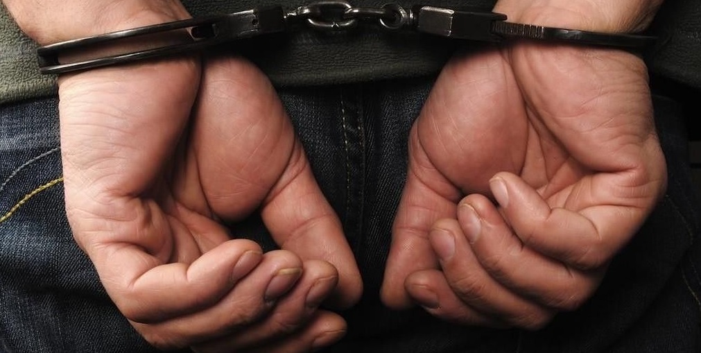 Homem é preso após agredir e tentar enforcar esposa durante discussão em Vilhena