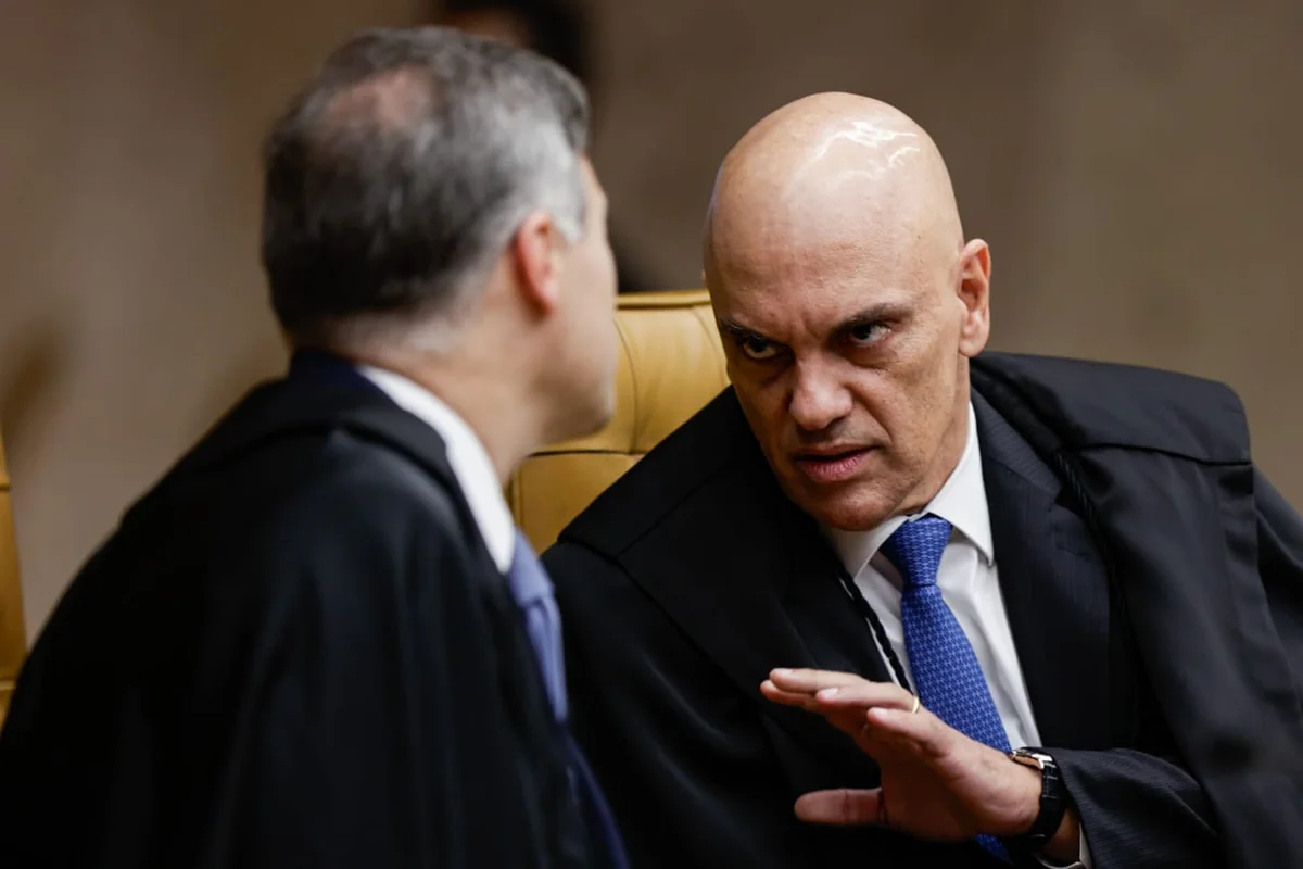O 'SISTEMA' EXPLODIU! - Moraes e Mendonça batem boca e quase chegam às vias de fato no STF
