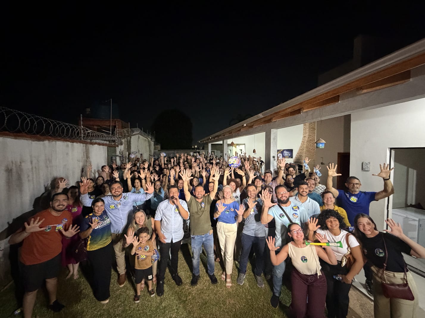 LAERTE GOMES - Laerte Gomes inicia semana com duas grandes reuniões de campanha em Porto Velho