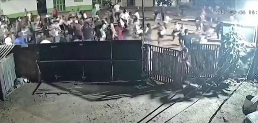 Tiros interrompem desfile de 7 de Setembro, provocam correria e deixam homem morto em Rondônia