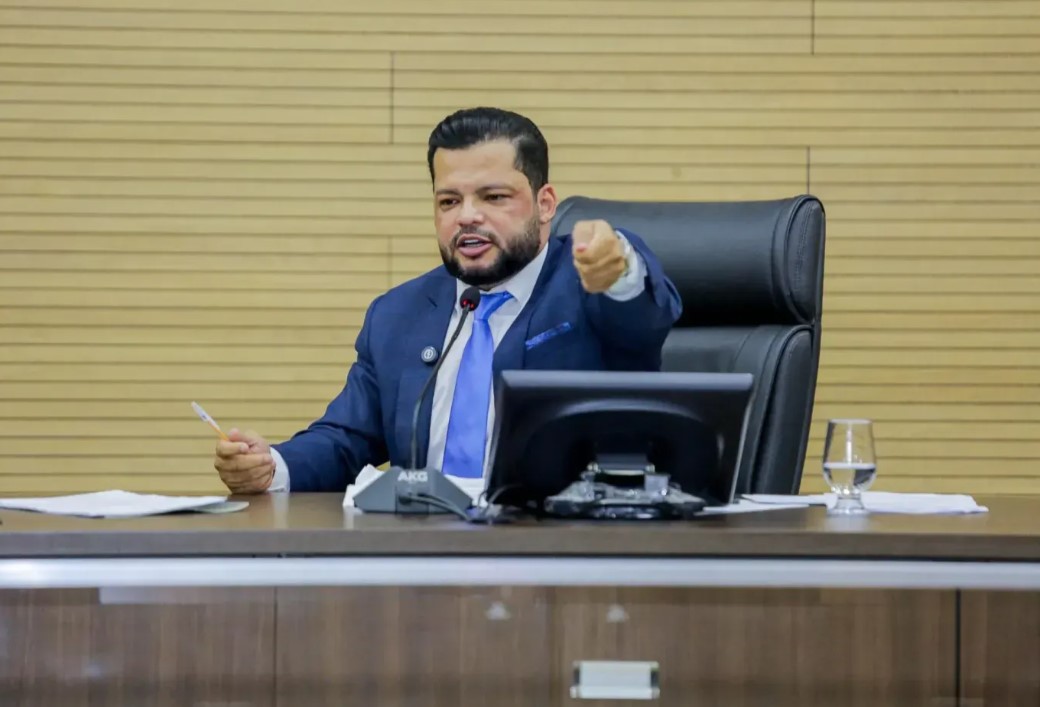EDEVALDO NEVES - Edevaldo Neves cobra manutenção de aparelhos de ar-condicionado nas escolas estaduais de Rondônia