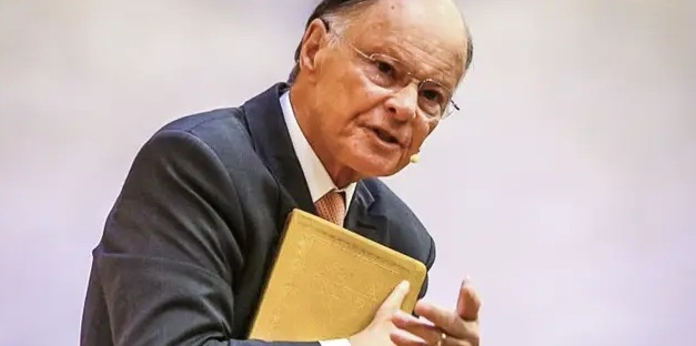 PASTOR SOB A JUSTIÇA - Justiça condena Edir Macedo e Record a pagar R$ 1,5 milhão por fala considerada homofóbica
