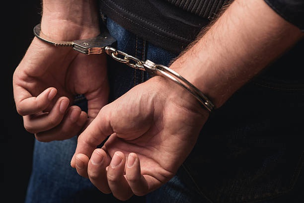 Líder religioso é preso em Porto Velho por suspeita de crimes contra a dignidade sexual