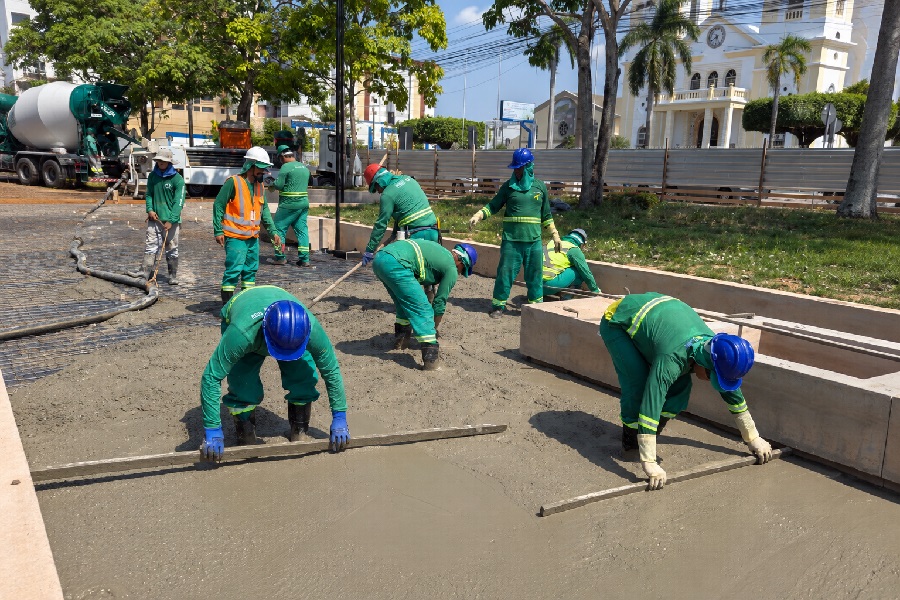 NO CENTRO DA CAPITAL - Praça João Nicolleti avança para nova etapa de revitalização em Porto Velho

