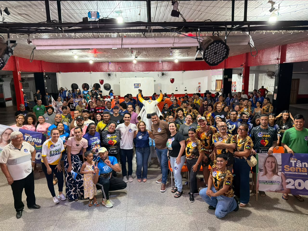 DRA. TÂNIA SENA - Dra.Tânia Sena reúne segmentos culturais de Rondônia e firma compromisso por uma política permanente para a cultura
