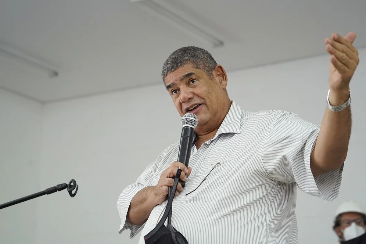 GOVERNO LULA APODRECEU O PAÍS - Em buscas por Milton Leite, polícia acha R$ 686 mil na casa de ex-assessor

