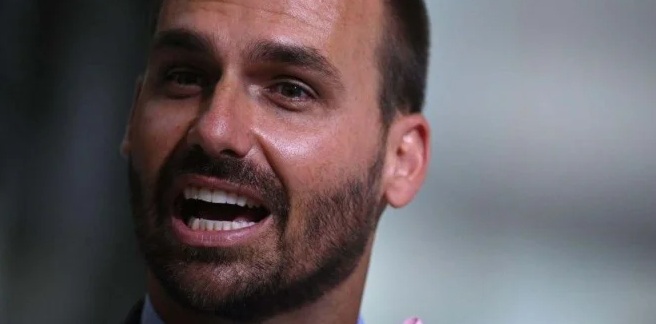Eduardo Bolsonaro celebra investida europeia contra o ministro Alexandre