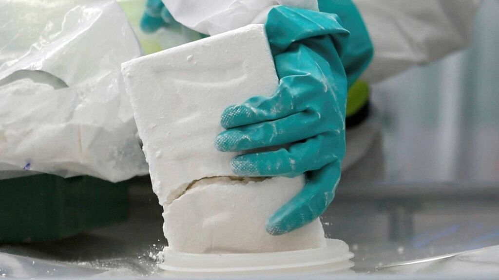 Autoridades colombianas extraditam aos EUA 'Pablo Escobar' do Equador