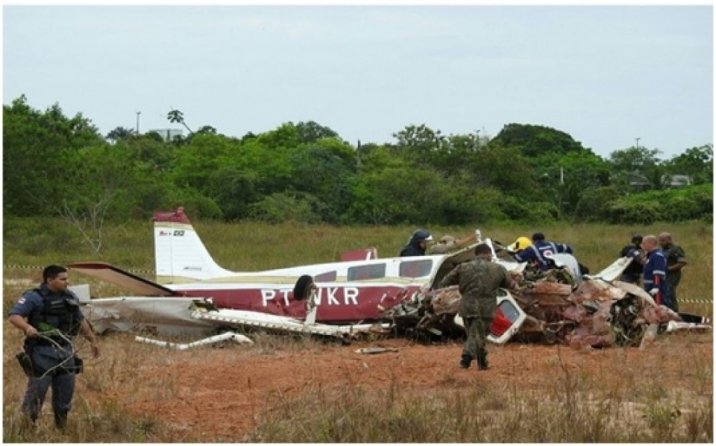 Avião acabou de cair em Manaus e matou três pessoas