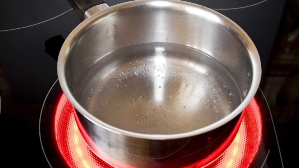 Da queimadura ao corte: aprenda a resolver 'desastres' domésticos