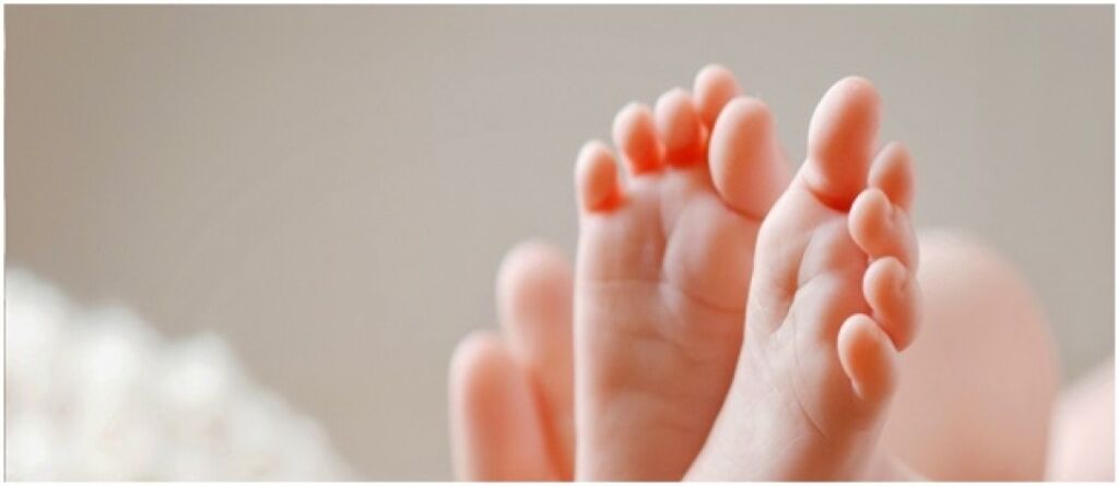 Bebê de 7 meses é espancado até a morte e mãe é suspeita