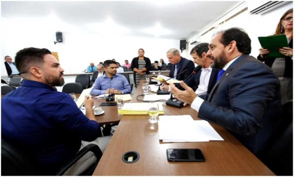 CCJ da Assembleia distribui projetos e vota pareceres